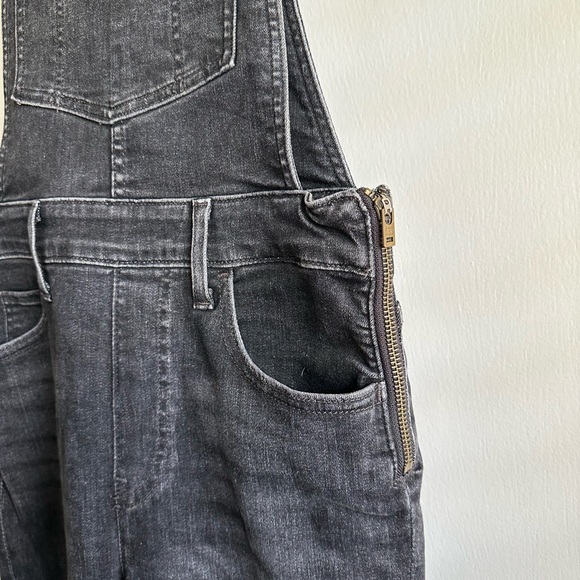 Levi’s Black Skinny Overalls - Picture 6 of 7